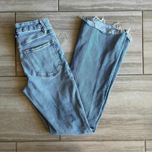 Good American Blue Light Wash Distressed Flare Denim Jeans Women's Size 4 - Picture 2 of 10